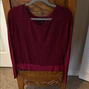 Long sleeve Boxy Semi-cropped Top